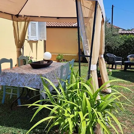 Lunigiana - Casa Anita Con Giardino Castelnuovo Magra